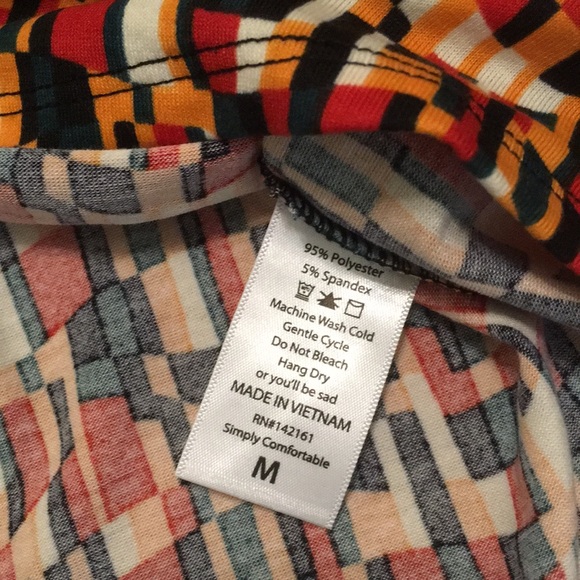 NWT LuLaRoe Randy Tee, sz M - Picture 5 of 5